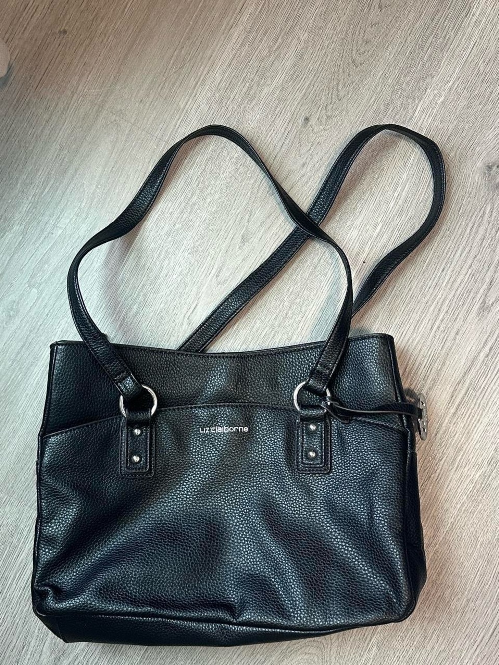 Liz Claiborne Black Pebbled Shoulder bag